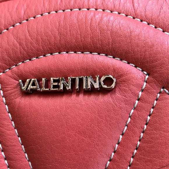 Valentino crossbody bag๐ผ๐ป๐ธ - Picture 2 of 5